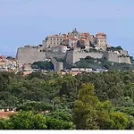 Semesterbostad 130m2 Qui Surplombe La Baie De Vue Citadelle Calvi (Corsica)