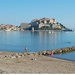 130m2 Qui Surplombe La Baie De Vue Citadelle Calvi (Corsica)