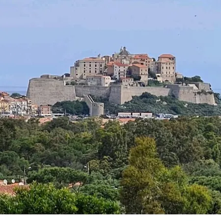Prázdninový dům 130m2 Qui Surplombe La Baie De Vue Citadelle Calvi (Corsica)