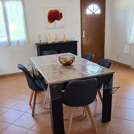 Holiday home 130m2 Qui Surplombe La Baie De Calvi Vue Citadelle Calvi (Corsica)