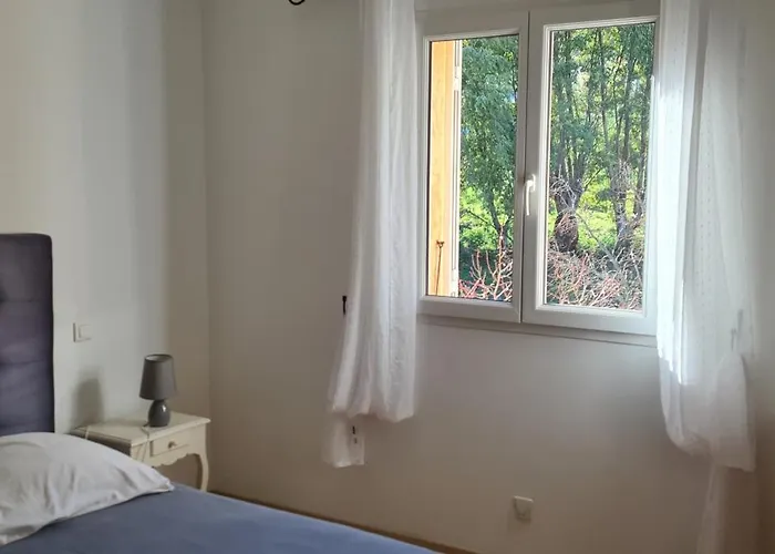 130m2 Qui Surplombe La Baie De Vue Citadelle * 칼비